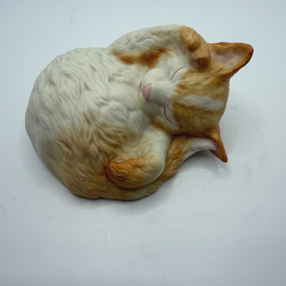 Vintage Cybis Porcelain Sleeping Cat Figurine‎ Ginger White Bisque